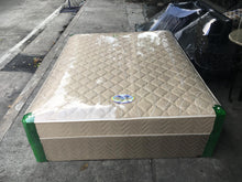 Load image into Gallery viewer, Nite & Day Salem