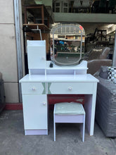 Load image into Gallery viewer, 173 Dresser
