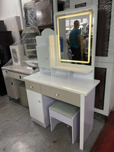 Load image into Gallery viewer, RW- 8618 Dresser

