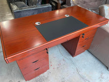 Load image into Gallery viewer, HF 212 214 216 Executive Office Table
