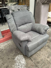 Load image into Gallery viewer, R8808 1-Seater Recliner Chair
