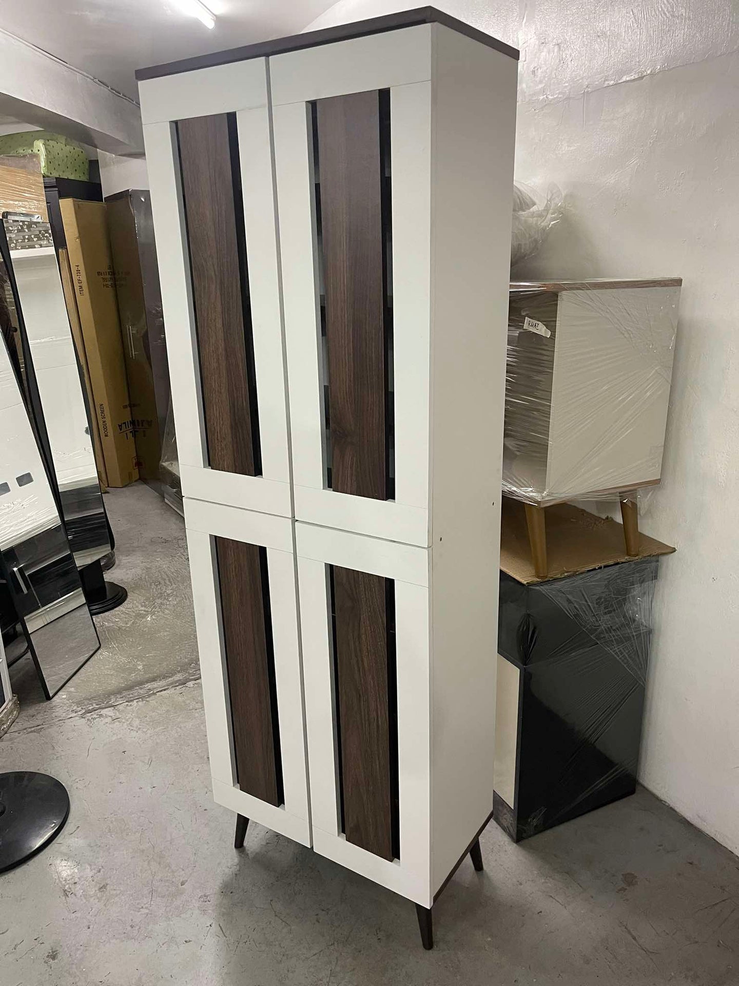 SR232 4 Door Shoe Cabinet