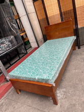 Load image into Gallery viewer, RW-333 Wooden Bedframe
