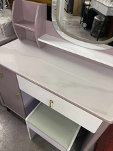 Load image into Gallery viewer, RW-292 Dresser
