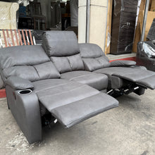 Load image into Gallery viewer, Chelsea 3-Seater Recliner
