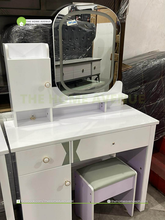 Load image into Gallery viewer, 173 Dresser
