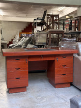 Load image into Gallery viewer, HF 212 214 216 Executive Office Table
