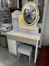 Load image into Gallery viewer, RW-8616 Dresser
