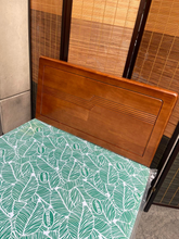 Load image into Gallery viewer, RW-333 Wooden Bedframe

