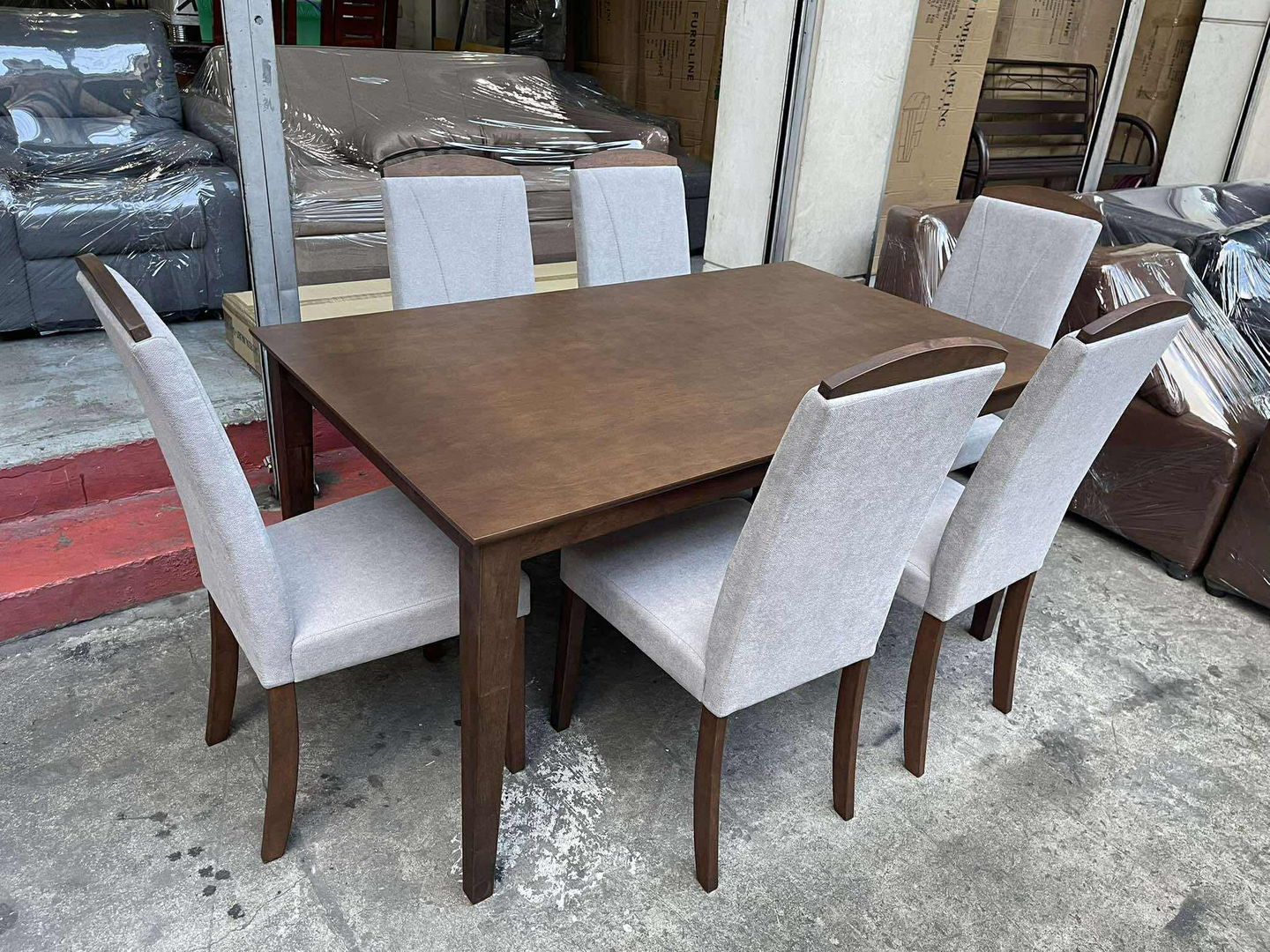 Lively 6 Seater Dining Set