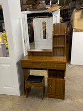 Load image into Gallery viewer, ML 069 Dresser
