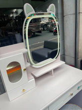 Load image into Gallery viewer, ML 902 Dresser

