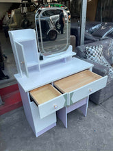 Load image into Gallery viewer, 173 Dresser
