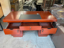 Load image into Gallery viewer, HF 212 214 216 Executive Office Table
