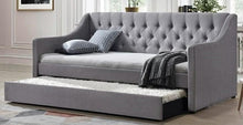 Load image into Gallery viewer, Aeron Daybed

