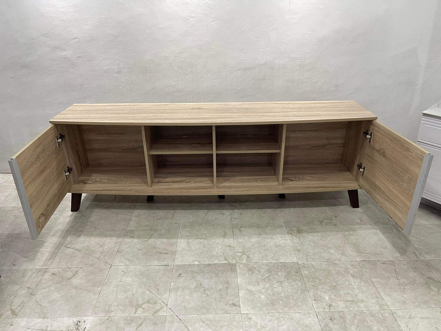 ZM31082 TV Stand