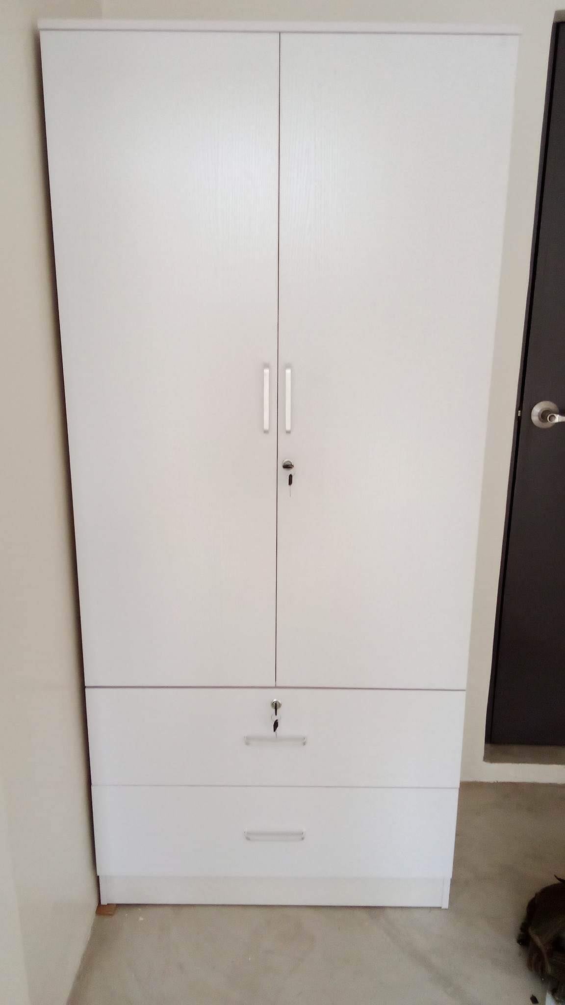 SK8182 Wardrobe Cabinet