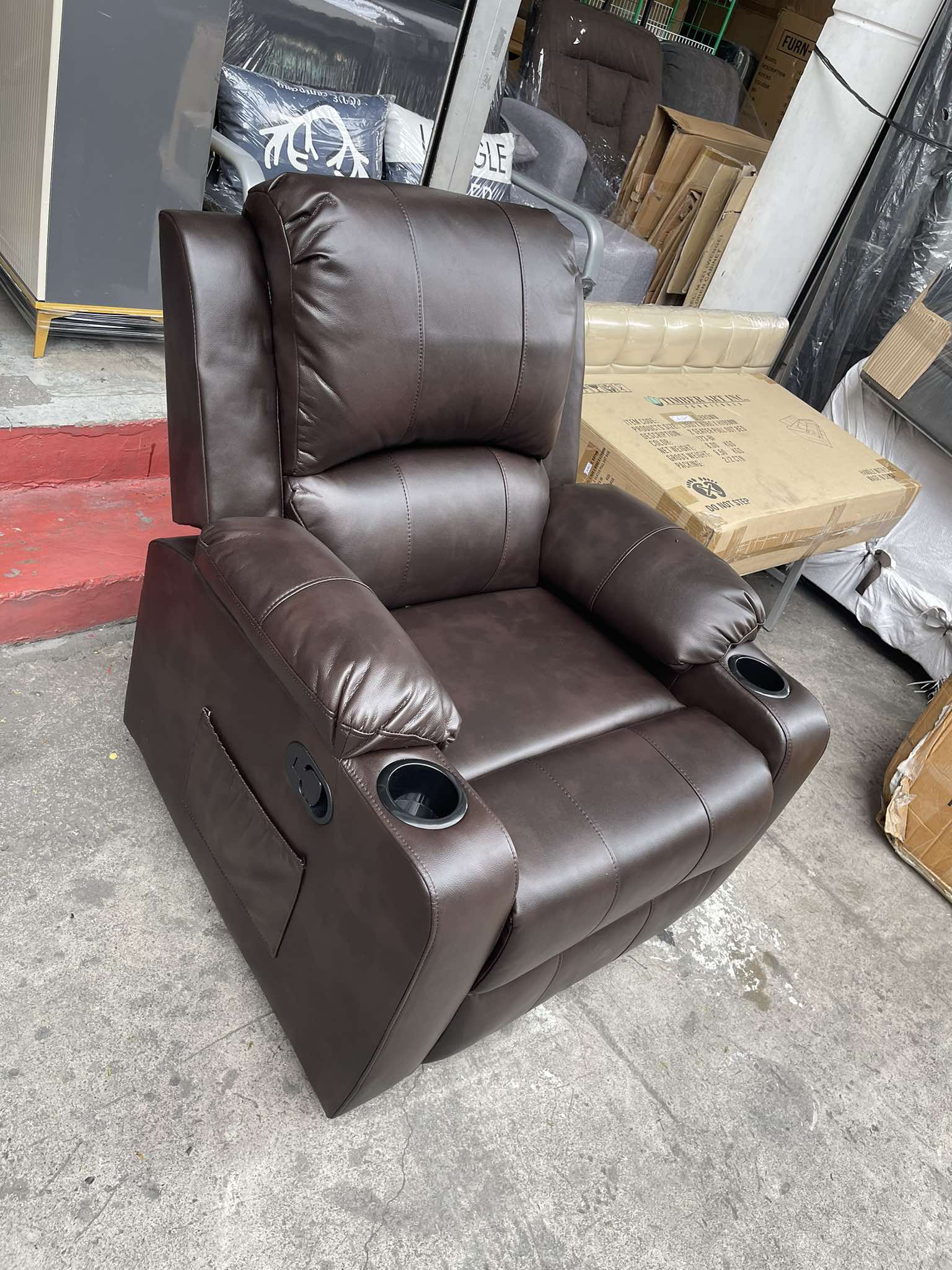 Angelo Recliner with Cup Holder and Side Pocket