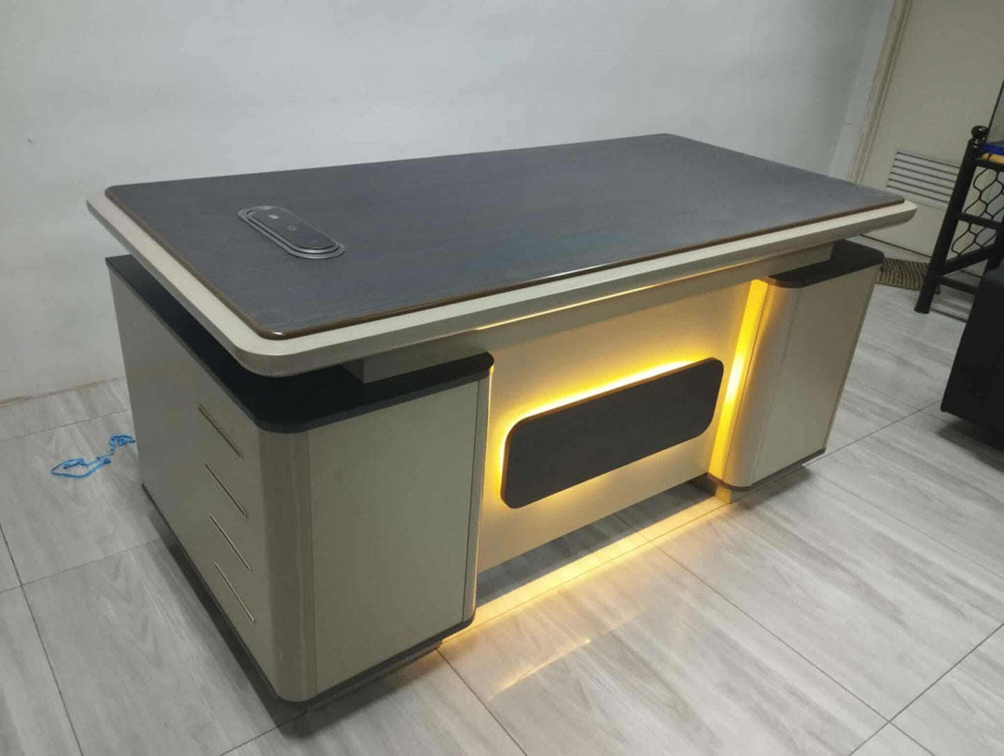 HF 9616 1.6 Office Table
