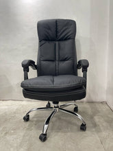 Load image into Gallery viewer, 828 Executive Chair
