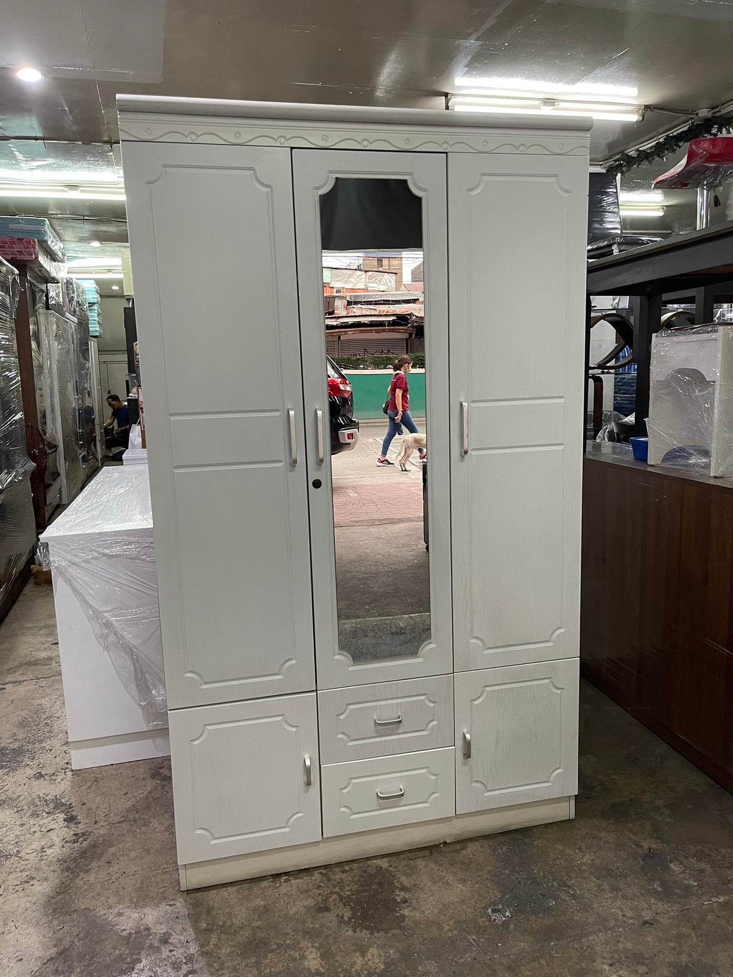 1203A Wardrobe Cabinet