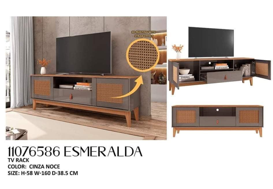 11076586 Esmeralda TV Rack